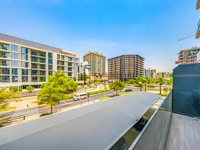 Vacant On Transfer | Furnished | Huge Balcony