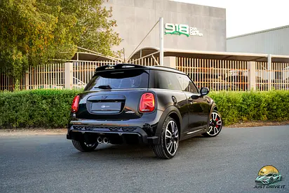 2024 MINI COOPER photo 2