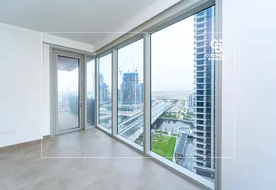 Midfloor | Vacant | Unfurnished | Boulevard view