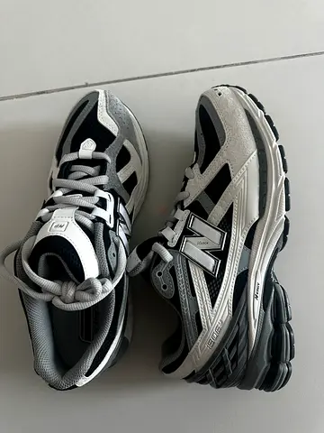Brand new Men’s Shoes - New Balance, Size 44, excellent Condition