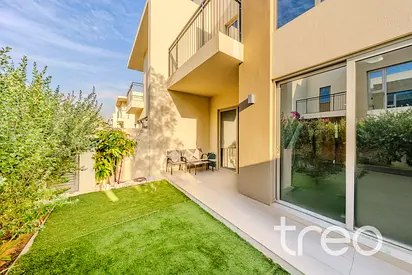 VOT | Near Pool | Modern Finishes