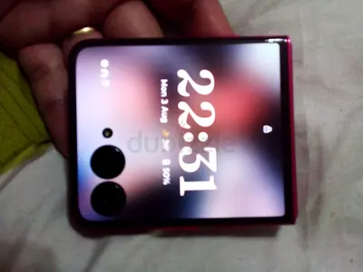 Motorola Razer 60 Ultra 5G