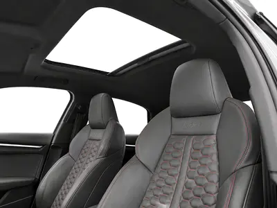 صورة 13 لـ 2021 AUDI RS3