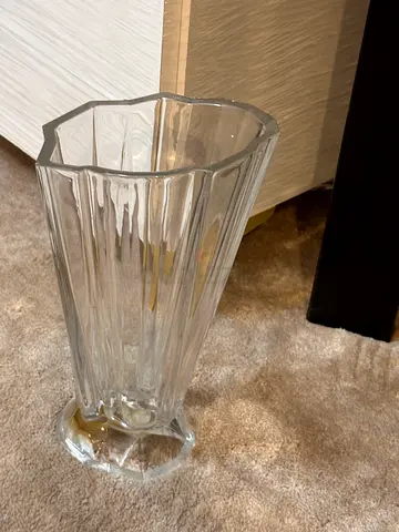 Flower vase for sale