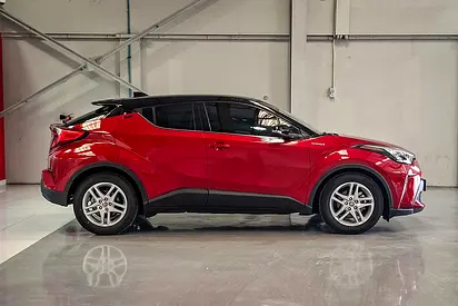 صورة 4 لـ 2023 Toyota C-HR