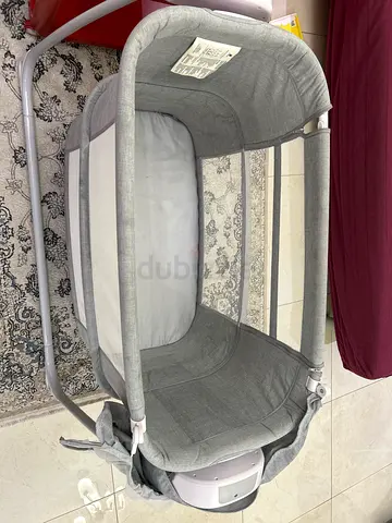 Gray Compact Baby Bassinet / Portable Cradle in Good Condition