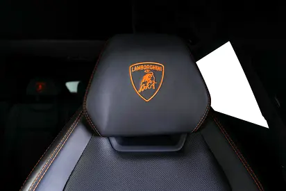 2021 Lamborghini URUS thumbnail 20