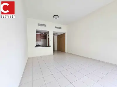 Vacant | High Floor | 1% Commission | Close to Metro