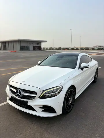 Mercedes-Benz C200 Coupe EMC GCC Specs Model 2019 Good Condition first Owner Original paint 187,000