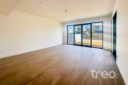 Vacant now | Modern finishes | Brand new