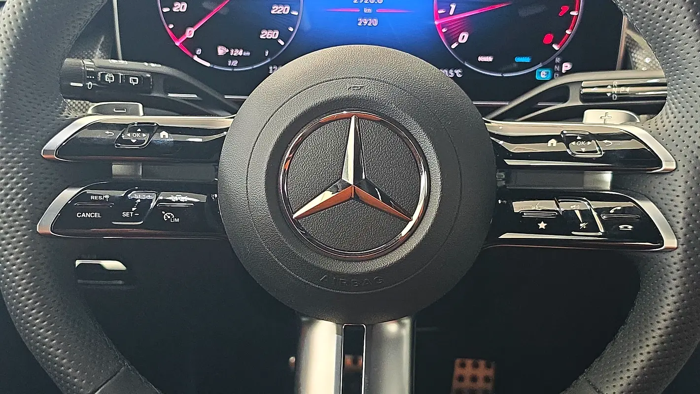 Mercedes-Benz GLC-Class 2025