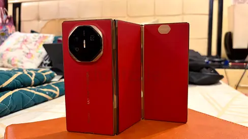 huawei xt ultimate, triple fold