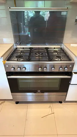 Electrolux full gas cooker 90x60cm