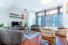 Modern 2BR | Bright Layout | Global Lake View