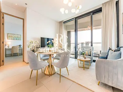 FULLY FUNRISHED | MARINA VIEW | UPGRADED INTERIOR