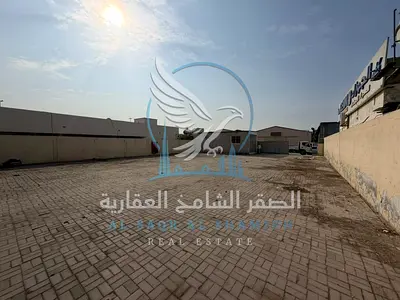 للايجار حوطه الصناعيه 5 | موقع استراتيجي مميز | قريب جدا من الرئيسي | مساحه ممتازه | نظام دفاع مدني | تصميم عصري | مكتب للاعمال | مجهزه لاي نشاط |