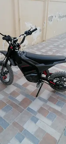 Kuguu wish 01  carbon body