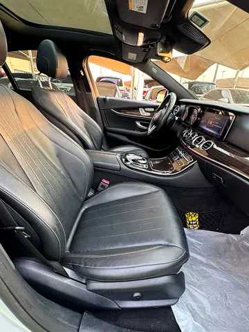 صورة مصغرة 12 لـ 2019 Mercedes-BENZ E-CLASS