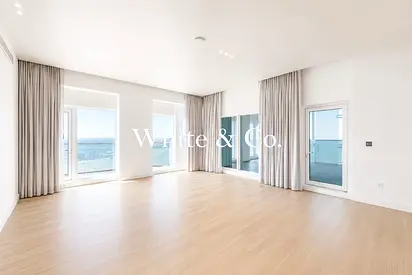Duplex Penthouse | Private Pool| Upgraded