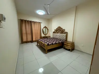 No commission ready to move room is available for rent