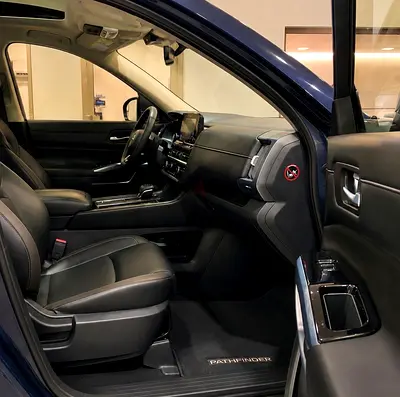 Nissan Pathfinder SV, миниатюра 2