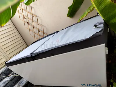 Plunge Cold - Ice Bath Tub- chest freezer / deep freezer with cover - Excellent working condition