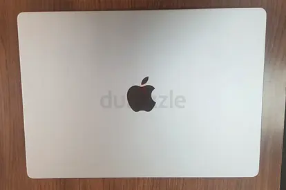 MacBook Pro, Model A2442