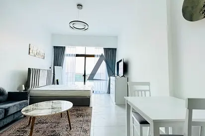Luxury Amenities | Smart Home | High Rental Demand