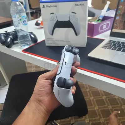 Sony PS5 DualSense Wireless Controller - White (Good Condition)