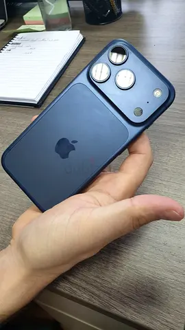 Blue iPhone 17 Pro in Excellent Condition