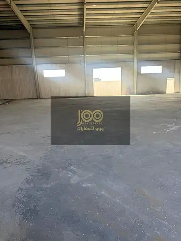 A spacious area facilitating the movement of goods, equipment, and trucks for all activities; 100-amp electricity supply.