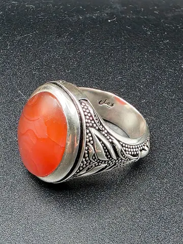 Silver Men's Ring with Orange Aqeeq - عقيق يماني