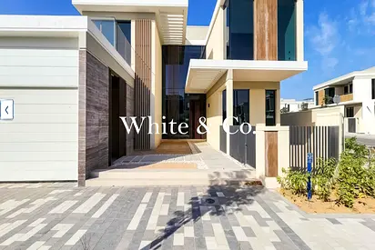 Fully Upgraded | 5 Bedroom | Private Pool