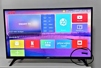 JVC 32" Smart LED TV - Good Condition