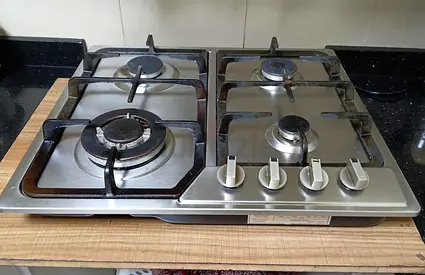 Gas stove