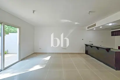 Modern Living | Single Row | Ideal Home