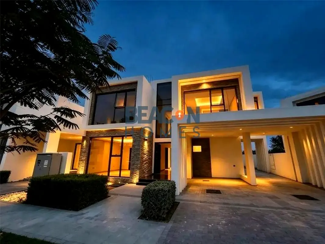 Independent Villa | Ready To Move | Golf and Lake View