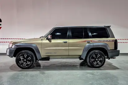 2023 Nissan PATROL SAFARI 缩略图 5