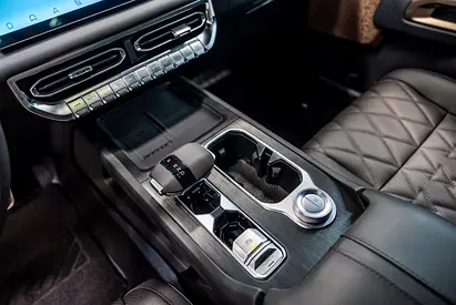 صورة مصغرة 10 لـ 2025 Nissan FRONTIER