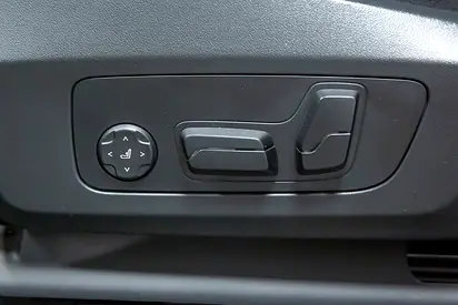 2025 BMW X2 缩略图 12