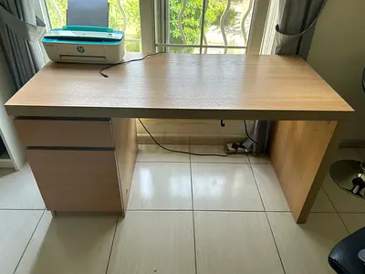IKEA Malm desk