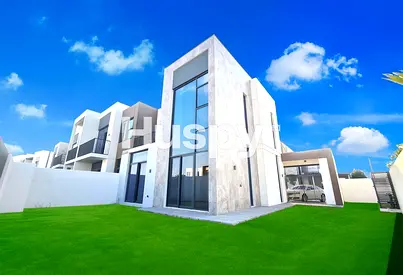 Near Pool and Park | Large Plot | Corner Plot