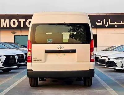 2026 Toyota HIACE — фото 4