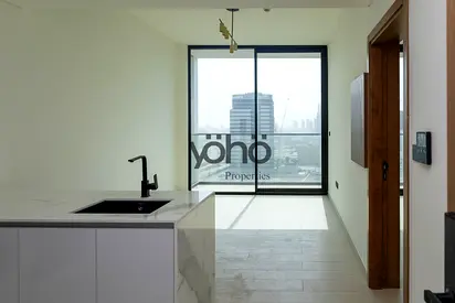 Spacious 1BR | High Floor | Prime Location