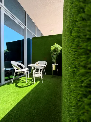 No Deposit Bill Inclusive Studio Metro 10 Second Fully Furnished Equipped