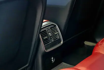 صورة مصغرة 17 لـ 2023 Porsche MACAN
