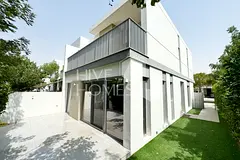 Single Row | Corner Unit | Prime Location
