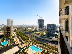Pool View | Vacant | Walking Distance to Mall