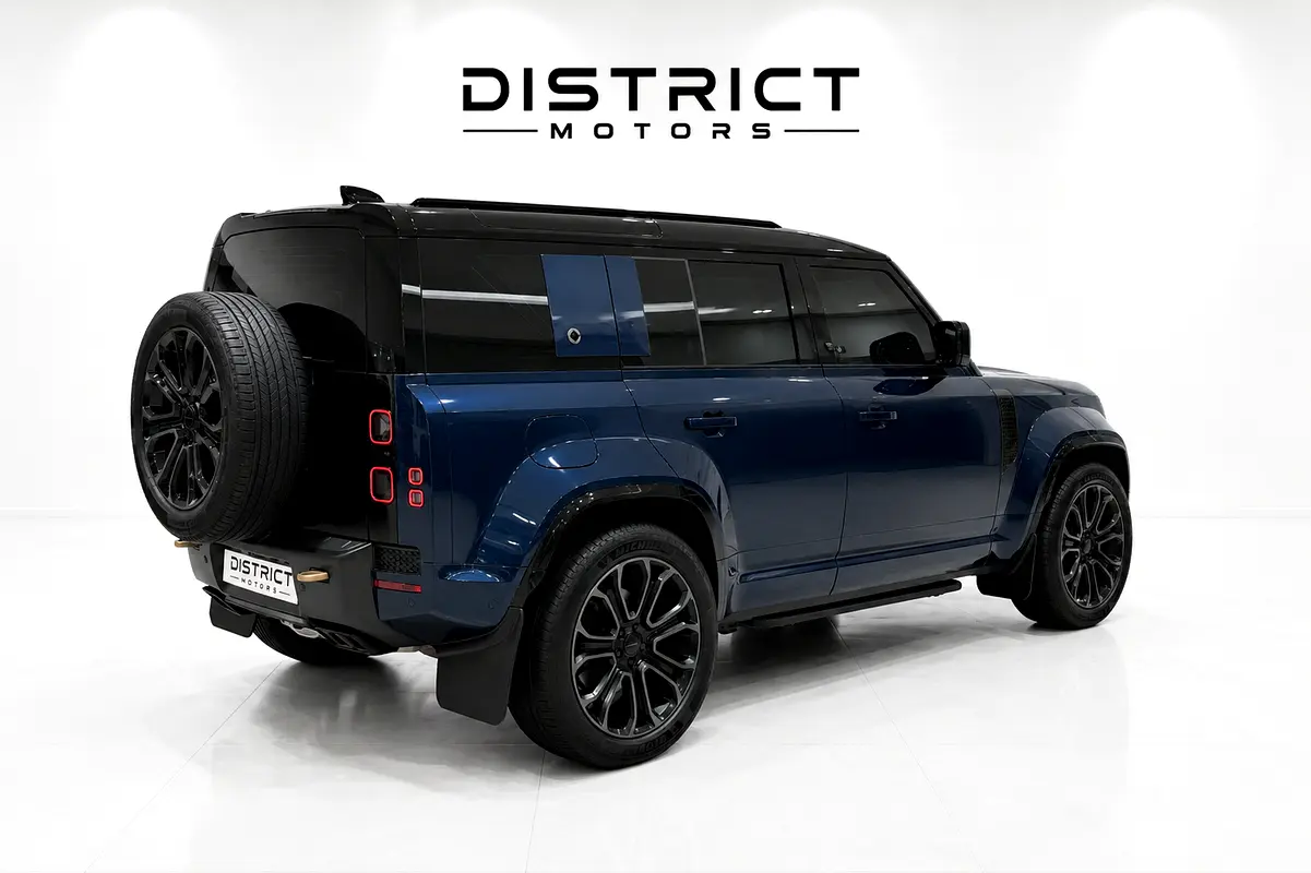 Land Rover Defender 2026