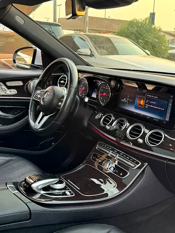 صورة مصغرة 13 لـ 2019 Mercedes-BENZ E-CLASS